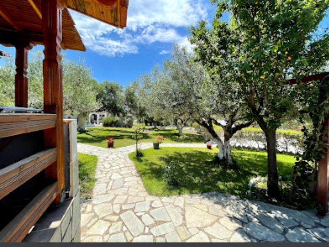 Vigla Ias Hotel Неос Мармарас Екстериор снимка