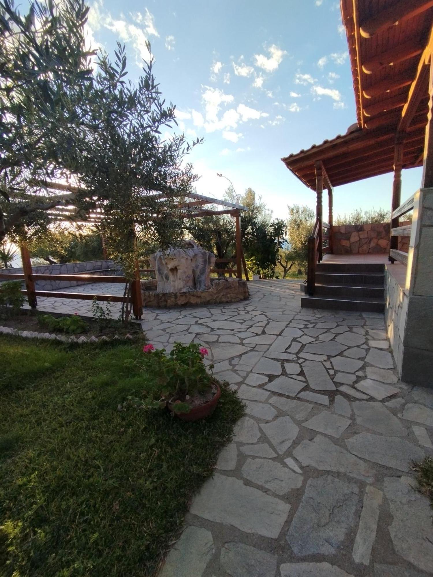 Vigla Ias Hotel Неос Мармарас Екстериор снимка
